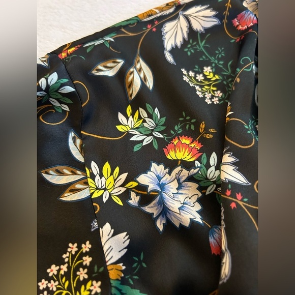 Victoria's Secret Black Forest Front Tie Kimono Style Robe XS Small Short​ - Picture 5 of 5